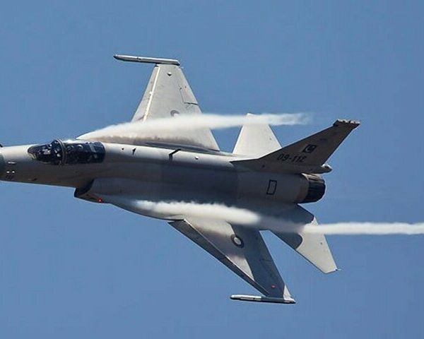 Azerbaijan Boosts Air Power with 40 JF-17 Thunder Jets in Historic $4.6B Deal